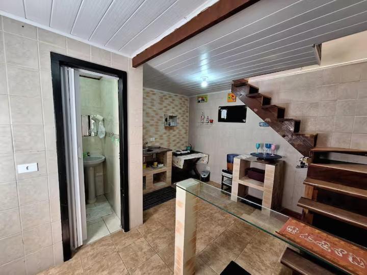 Casa Aconchegante Em Curitiba 호텔 외부 사진